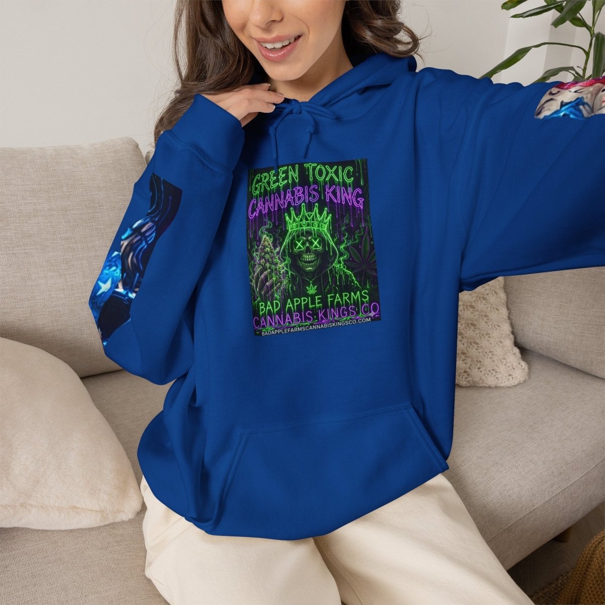 4th of July American Flag Hoodie — Patriotic Sleeve & Back Graphic PulloverHoodieGOLDEN APPLE CONNECTIONSPrintify