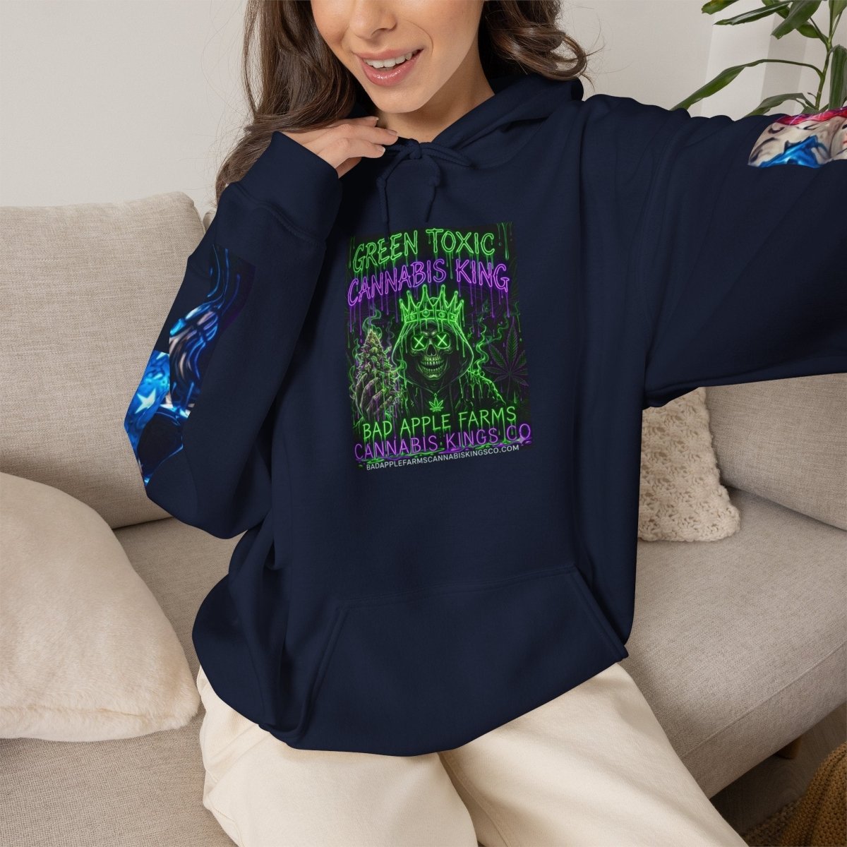 4th of July American Flag Hoodie — Patriotic Sleeve & Back Graphic PulloverHoodieGOLDEN APPLE CONNECTIONSPrintify